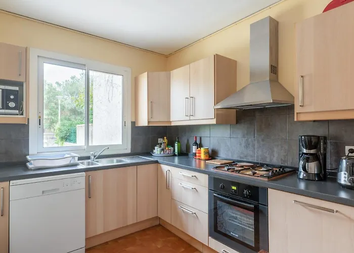 Tatil Evi Maison Confortable A Vendres, 87 M², Proche